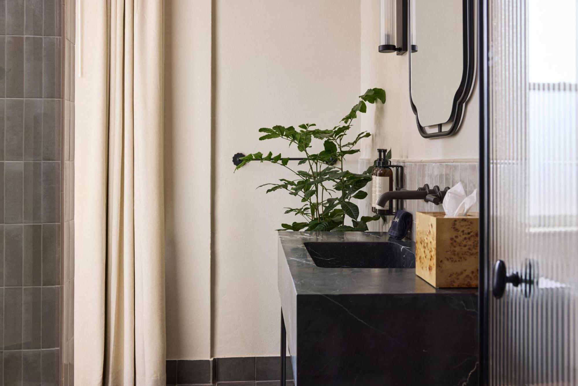 Anna And Bel Hotel Philadelphia Exterior photo